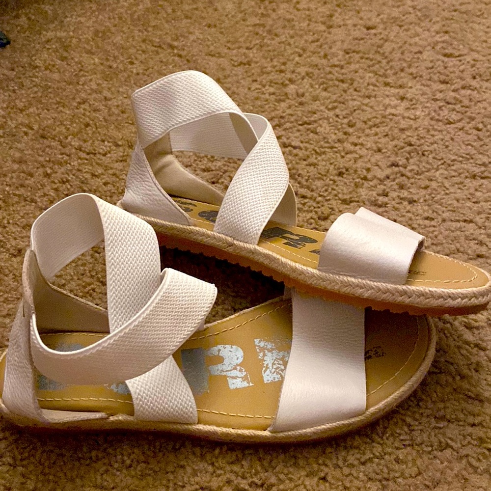Sorel Ella Sandals